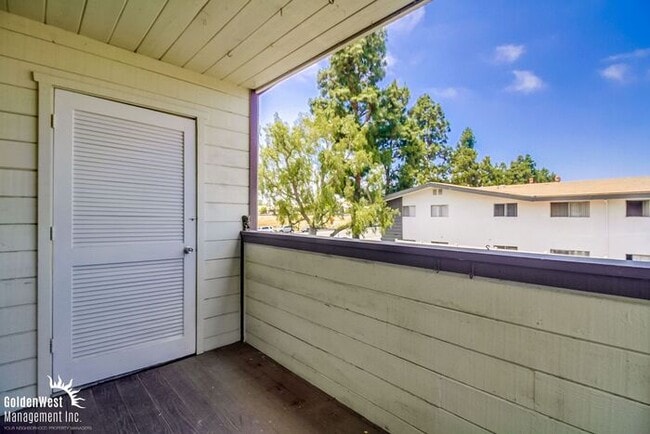Building Photo - Cozy 2Bdm 1Ba Condo Located In Serra Mesa ...