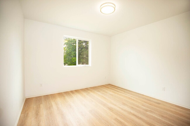 Building Photo - 111 Carver Walk SE