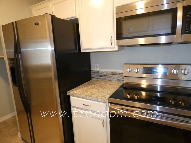 Building Photo - 3800 Flintwood Trail