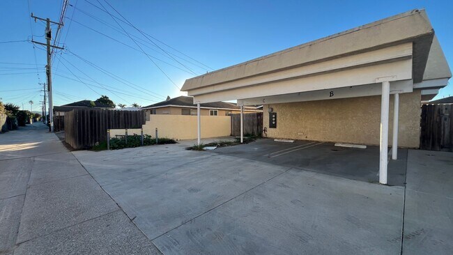 Building Photo - ZZ717 PLCMT