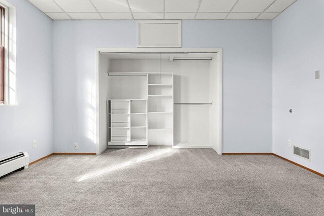 Building Photo - 26 E Mt Pleasant Ave