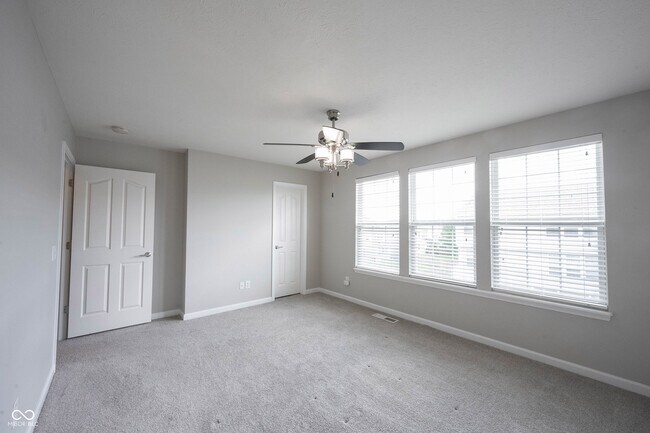 Building Photo - 12780 Tamworth Dr