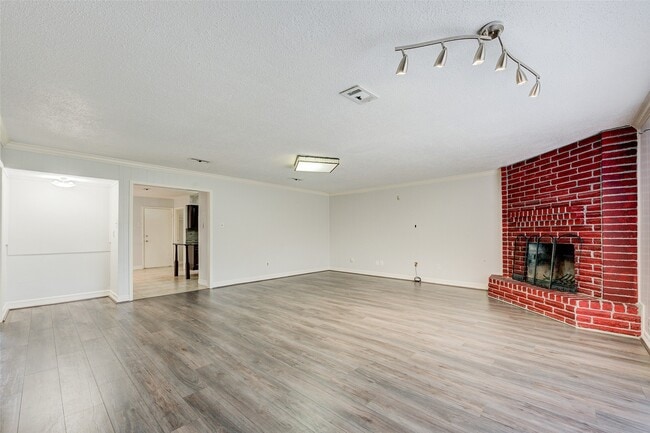 Building Photo - 16603 Kieth Harrow Blvd