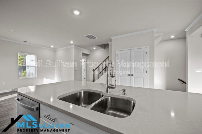 Building Photo - 1100 Crossvine Trl