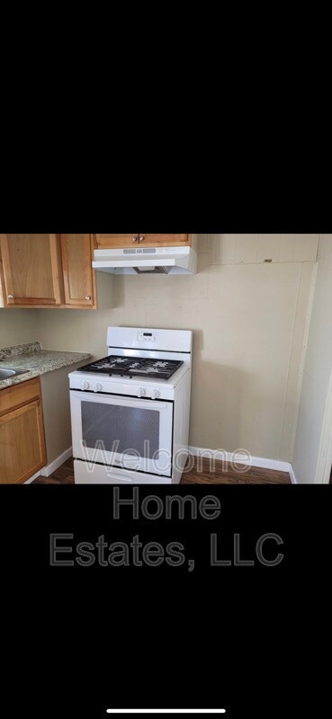 Building Photo - 3311 N Flowing Wells Rd