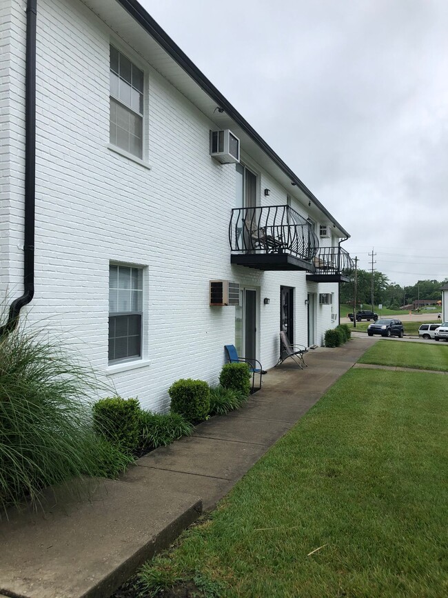 Building Photo - 1237 Brightleaf Blvd