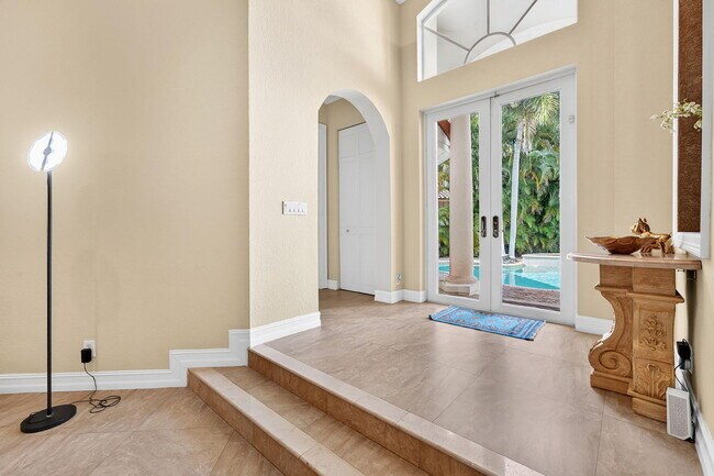 Building Photo - 7162 Vía Firenze