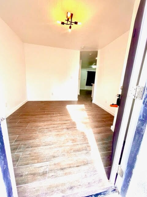 Building Photo - Renovated in the heart of Roosevelt Distri...