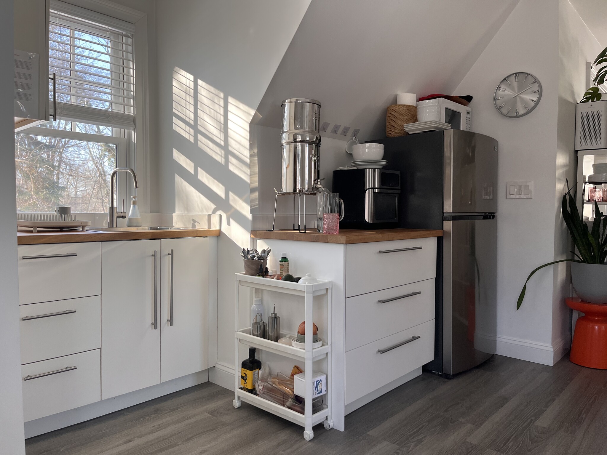 Building Photo - 196 Sheephill Rd