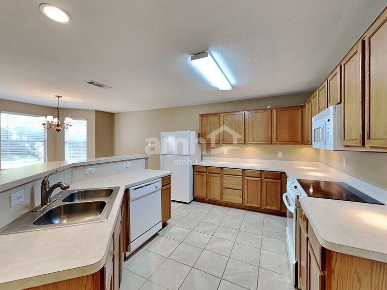 Building Photo - 3445 Newgate St