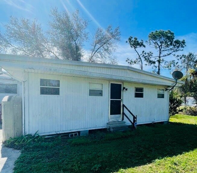 Back entrance to unit - 2376 Case Ln