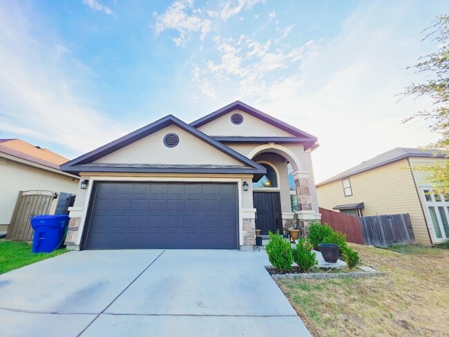 Primary Photo - 1408 Calaveras Ct