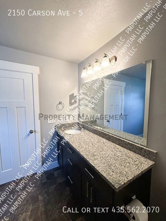 Building Photo - 2150 Carson Ave