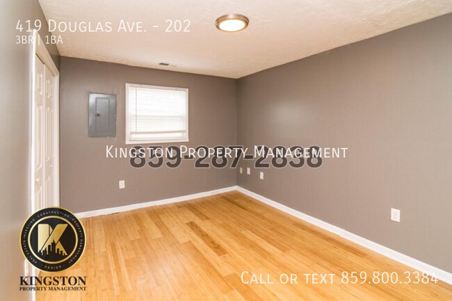 Building Photo - 419 Douglas Ave