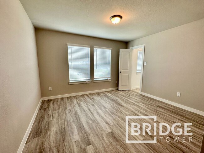 Building Photo - 4712 Deadwood Dr