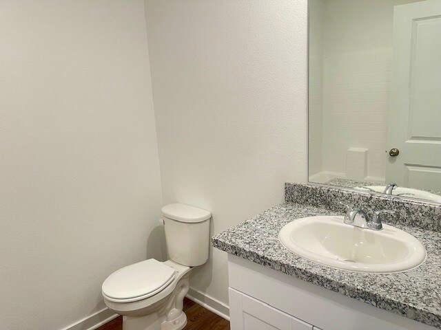 Building Photo - 2566 Aaron Pl