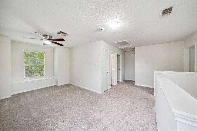 Building Photo - 12047 Belle Ct