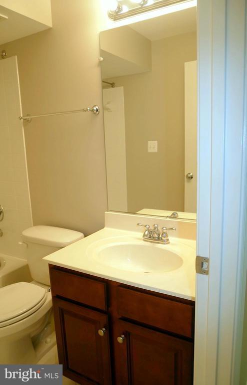 Building Photo - 23289 Tradewind Dr