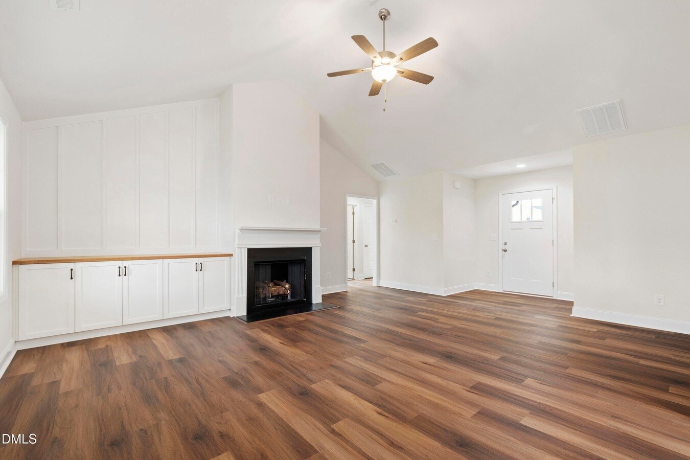 Building Photo - 157 Harmony Trl