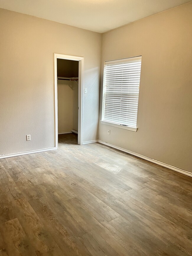 2nd bedroom - 846 Mirabell Ct