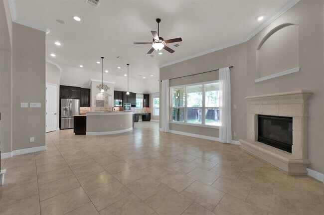 Building Photo - 42 Caprice Bend Pl