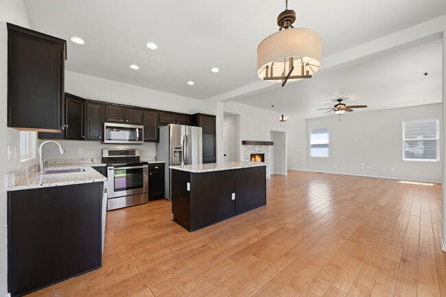 Building Photo - $2,640.95 with $300 off the first month's rent, 4 Beds - 3.5 Bath, Single Family Home in Colorado...