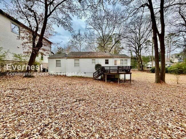 Building Photo - 1738 Duke Rd