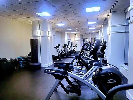 Building Photo - 380 Rector Pl