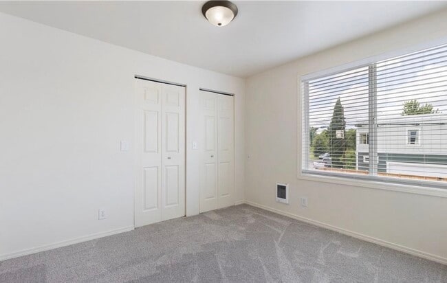 Building Photo - 2156 S M St