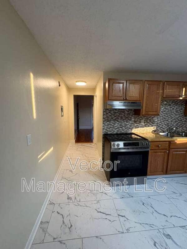 Building Photo - 1400 Ella T Grasso Blvd