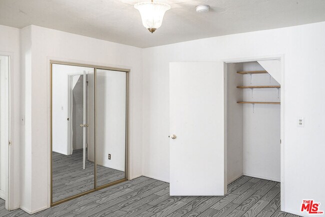 Building Photo - 8300 Regis Way