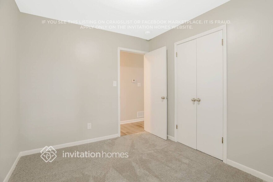 Building Photo - 1136 Woodleigh Rd SW