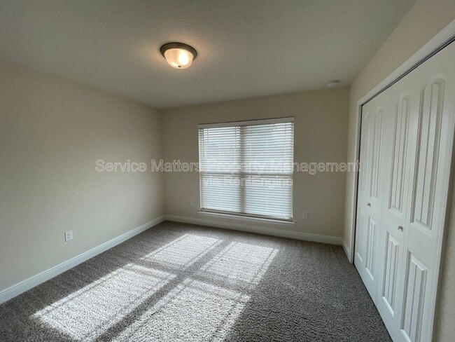Building Photo - 5153 Peach Dr