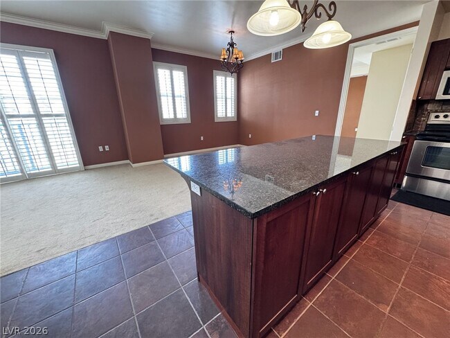 Building Photo - 2405 W Serene Ave