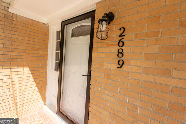 Building Photo - 2689 Collier Dr NW