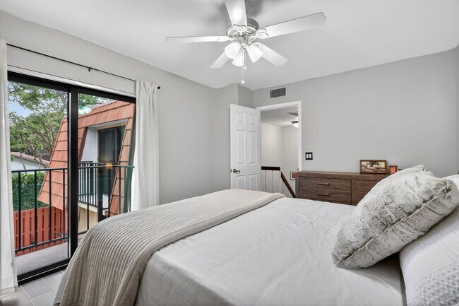 Building Photo - 1520 Masters Cir