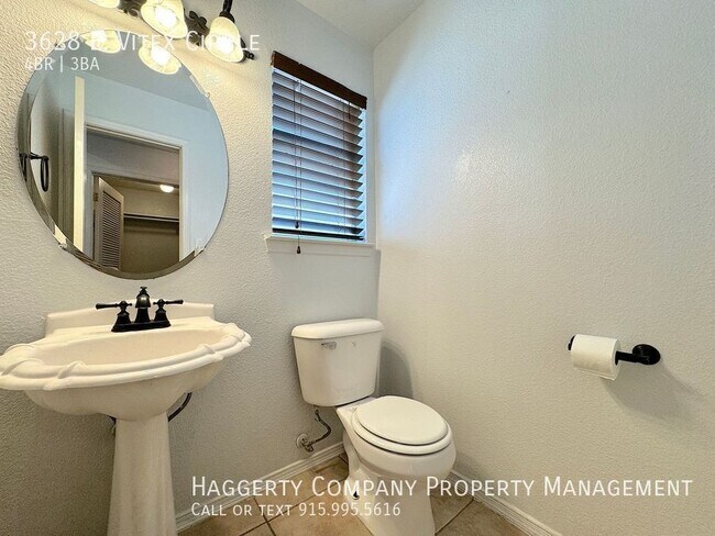 Building Photo - 3628 E Vitex Cir