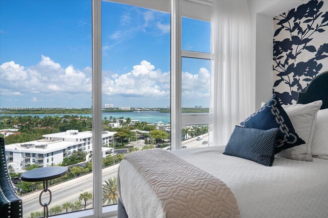 Building Photo - 10275 Collins Ave