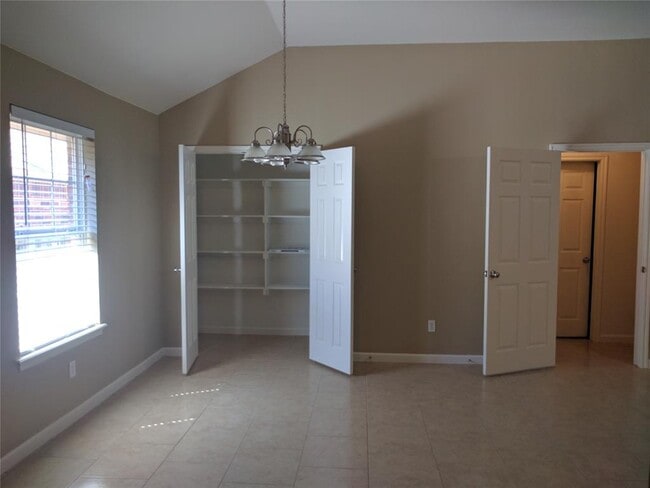 Building Photo - 416 Cherokee Gate Dr