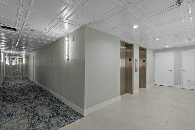 Building Photo - 899 Jeffery St