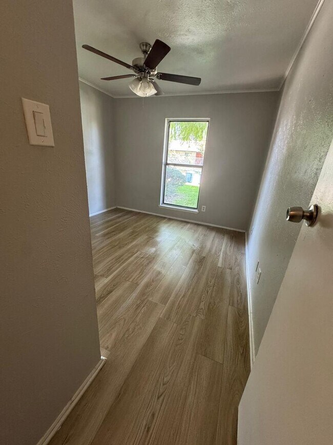Building Photo - A hassle-free lifestyle