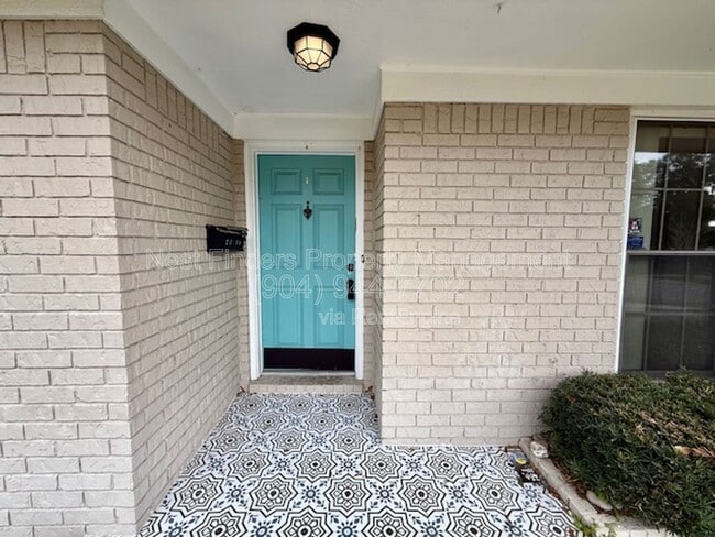 Building Photo - 4023 Grissom Dr