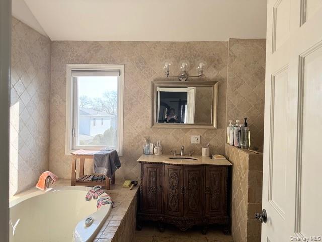 Building Photo - 316 Roxbury Rd S