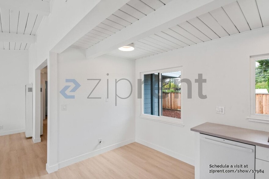 Building Photo - 4201 Ruthelma Ave