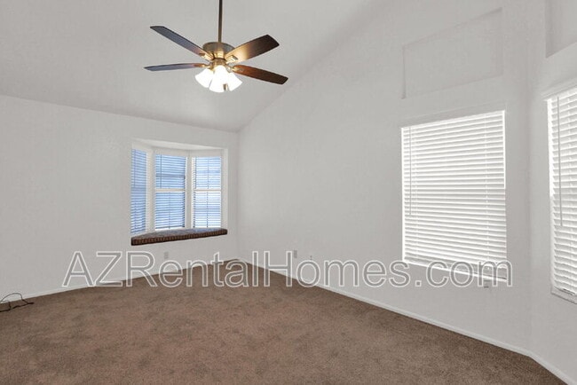 Building Photo - 1625 E Jerome Ave