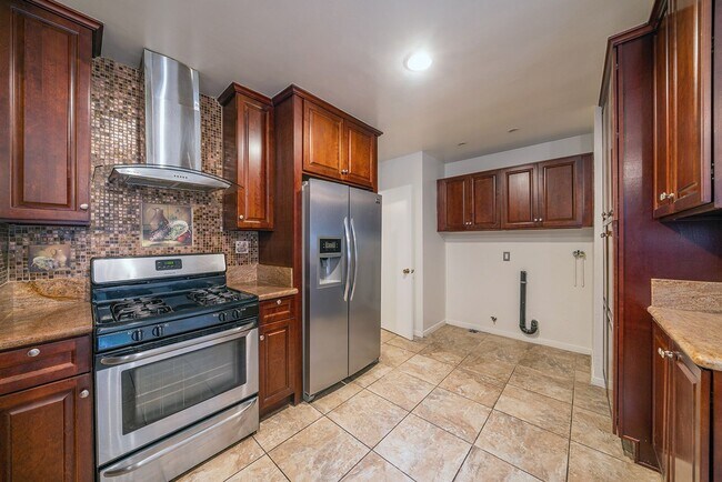 Building Photo - Beautiful Rancho Palos Verdes Home