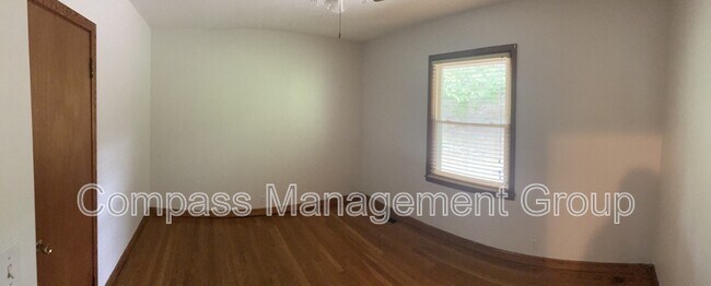 Building Photo - 2911 Davis St SE