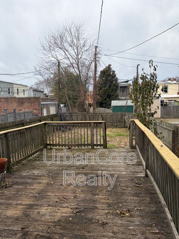 Building Photo - 410 N 32nd St