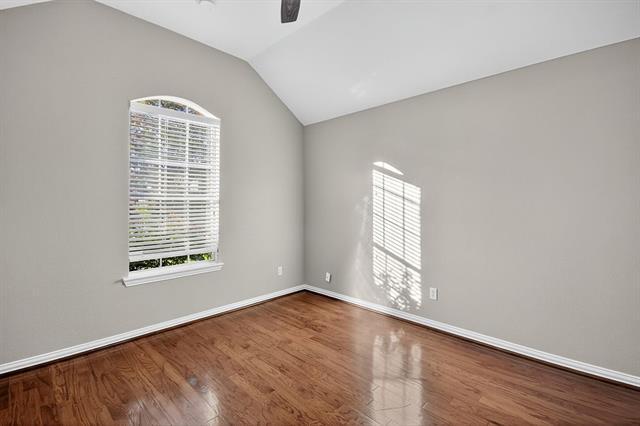 Building Photo - 1604 Wagon Wheel Dr