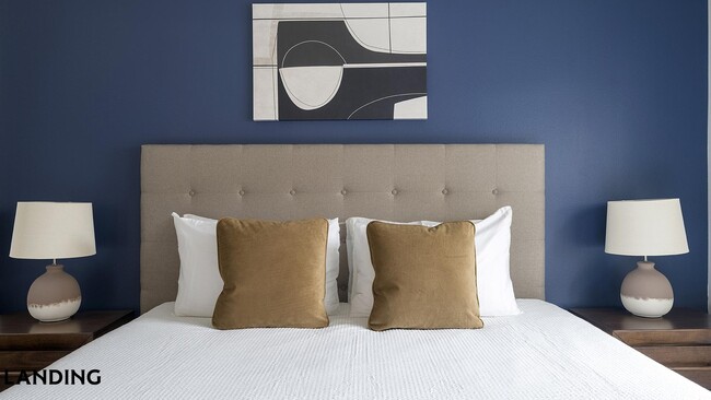 Building Photo - 2825 Main St